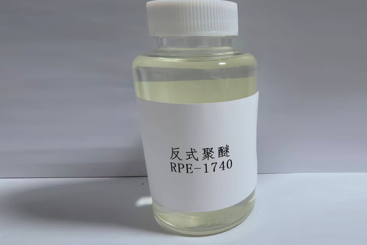 聚醚1720和聚醚1740有哪些區(qū)別：性能、應(yīng)用